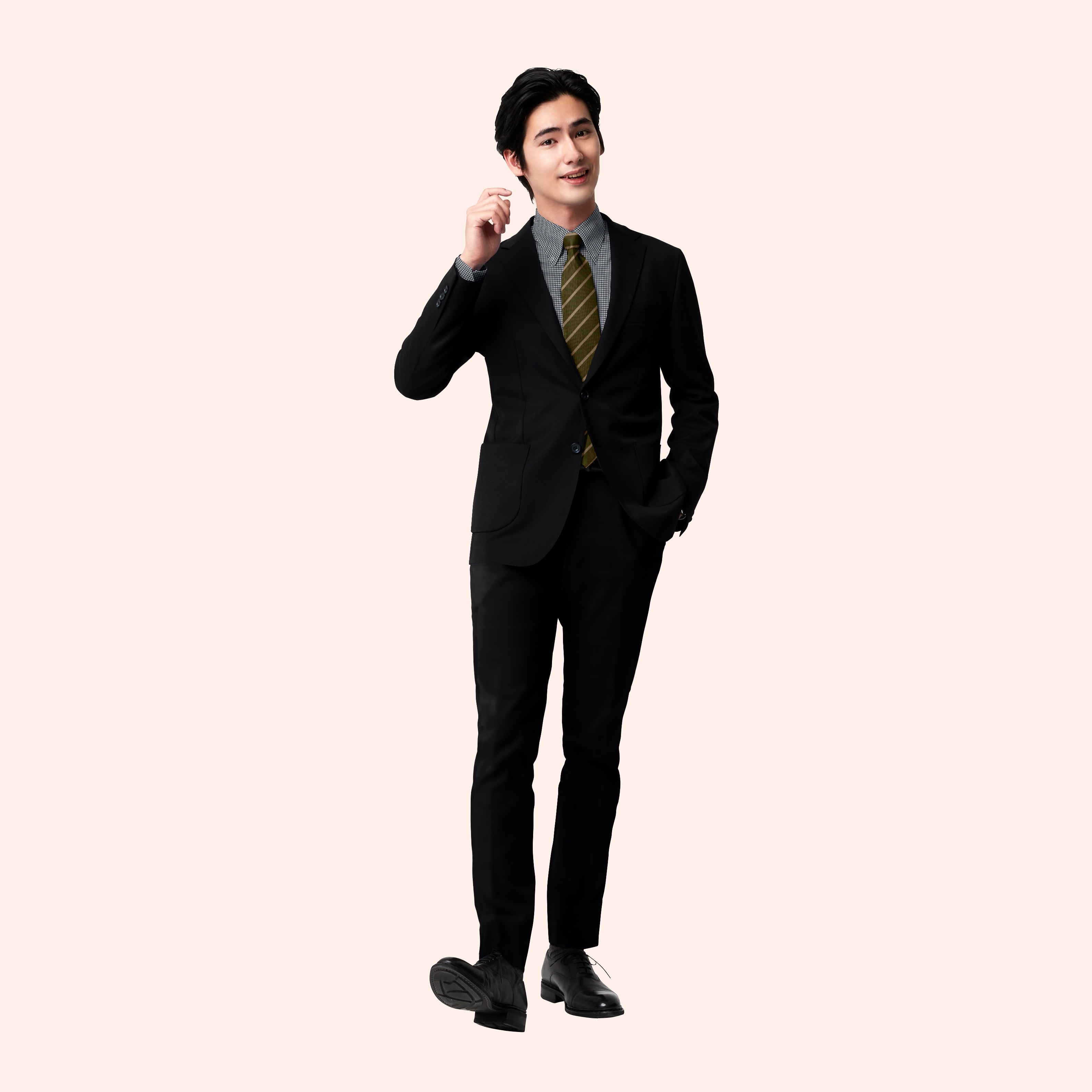 ネイビースーツにギンガムチェックシャツで遊び心のあるスーツスタイル オーダースーツのfabric Tokyo