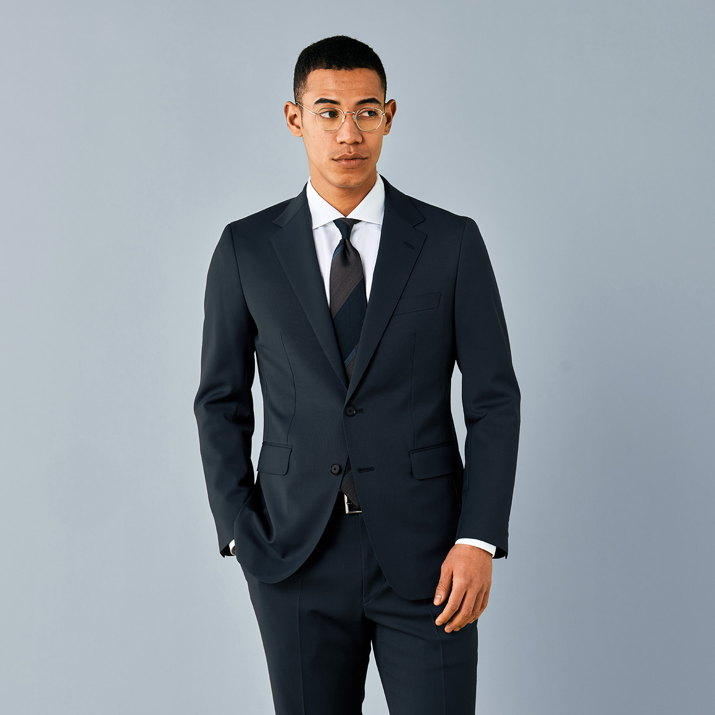 王道ネイビースタイルを、より着やすく、使いやすく | オーダー