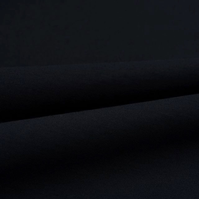 ブラックのジャケットを使ったアレンジコーデ