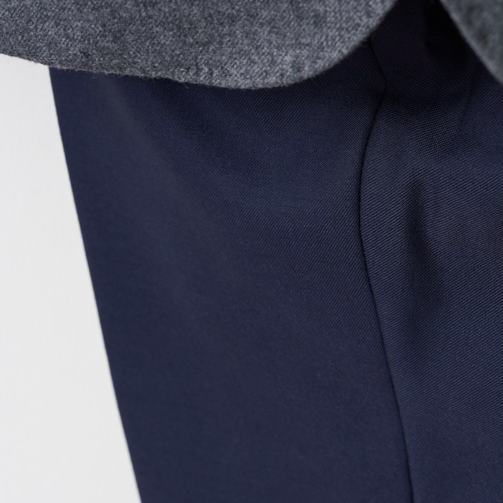 グレーのフランネルジャケットを使ったコーデ | オーダースーツの