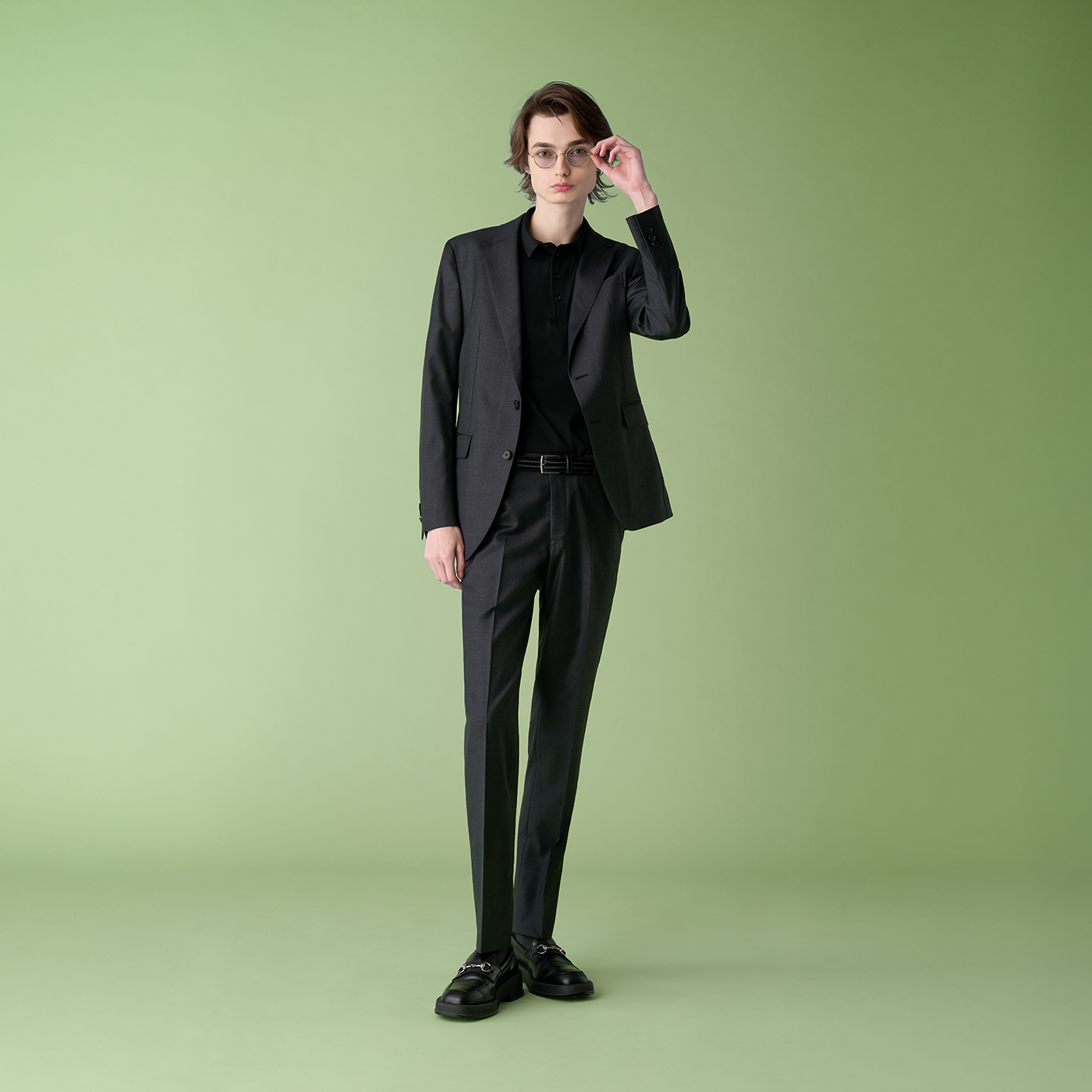 艶が際立つ、ドレッシーなセットアップスタイル | オーダースーツの
