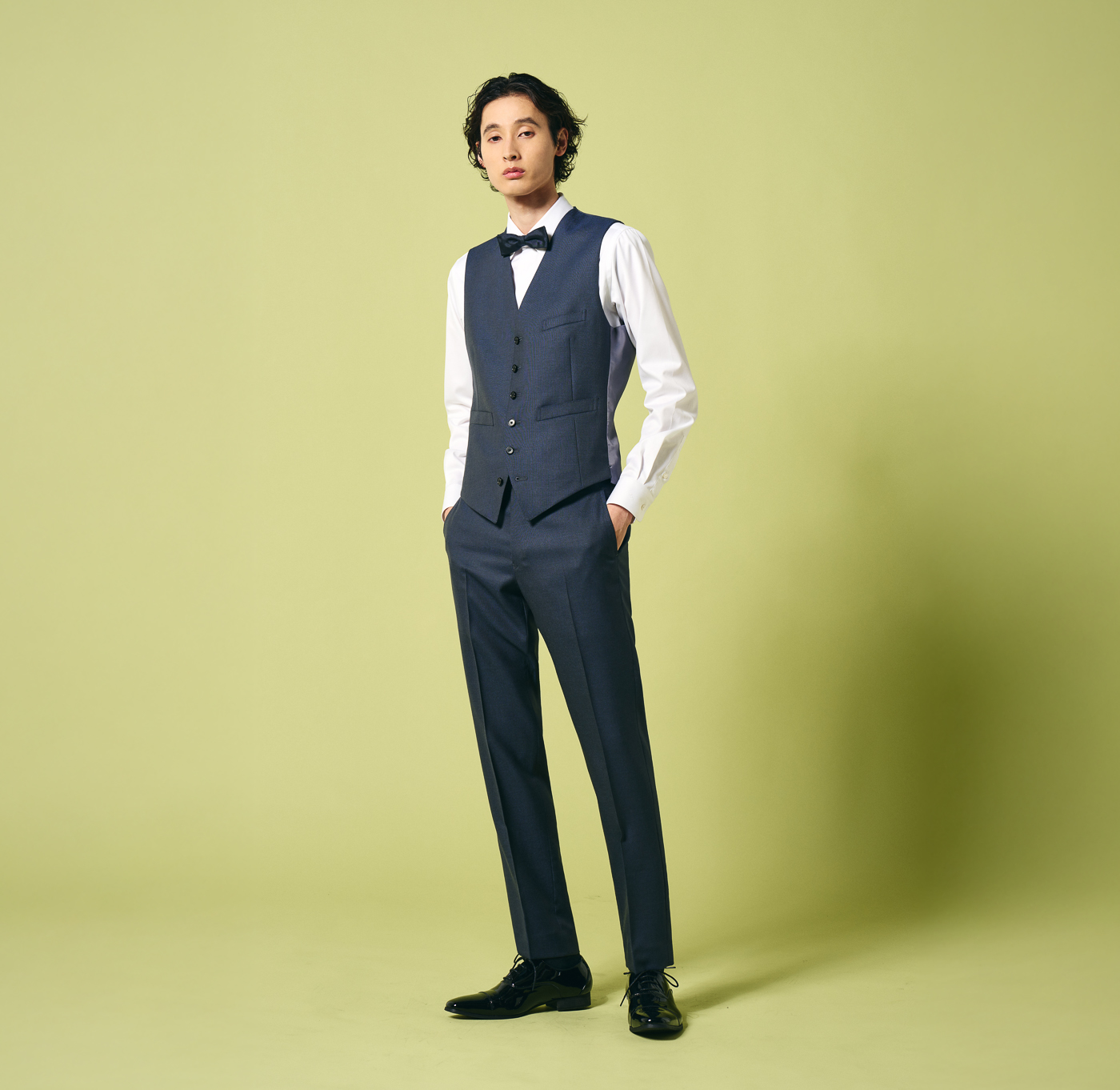 【FABRIC TOKYO】ファブリックトーキョー 3ピーススーツ 約2週間でお届けの “EXPRESS PASS” 、3ピーススーツと軽量スーツが期間