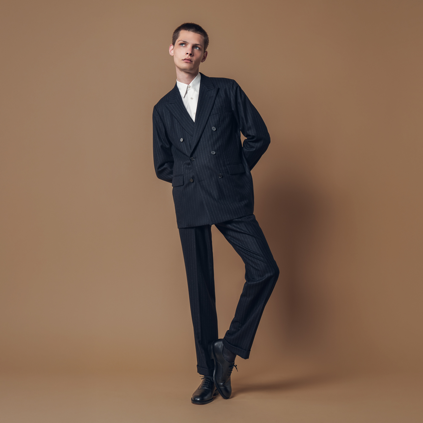 クラシカルなストライプ柄のセットアップスタイル | オーダースーツの