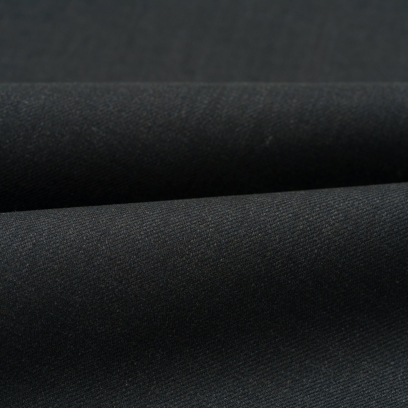 FRATELLI TALLIA DI DELFINO PREMIUM WOOL チャコールグレー