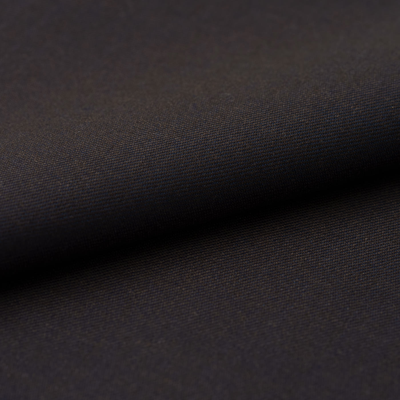 KUZURI PREMIUM SILK WOOL ブラック無地スリーピーススーツ