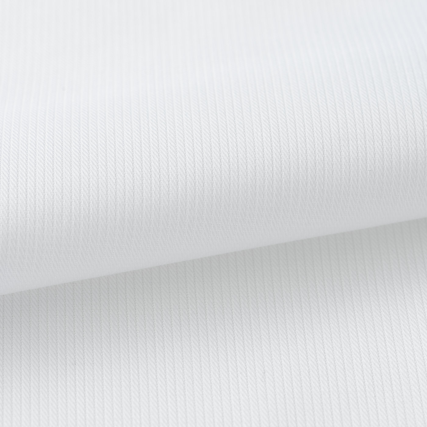 WEEKDAY | FABRIC TOKYO | オーダースーツのFABRIC TOKYO